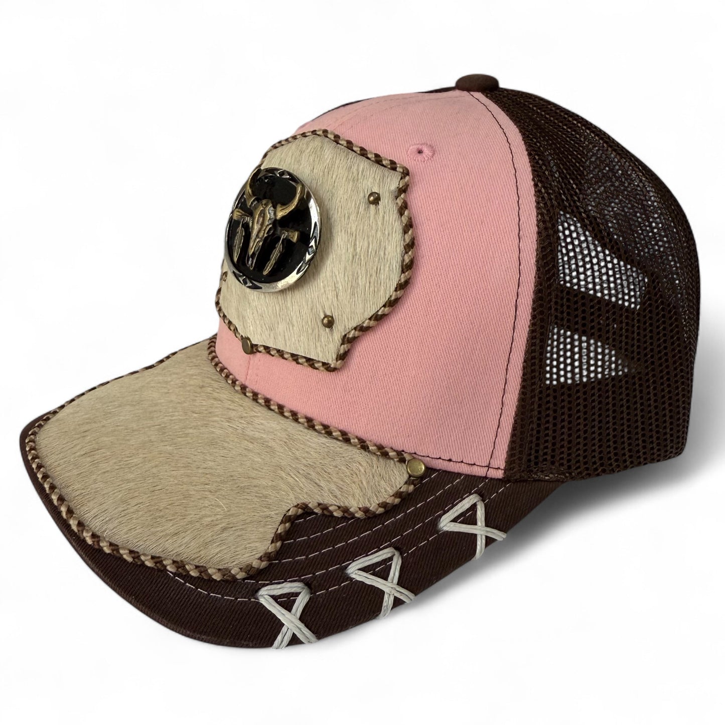 Gorra Trucker Vaquera Artesanal Rosa | Cuero con Pelo Natural y Herrajes | Hecha en México