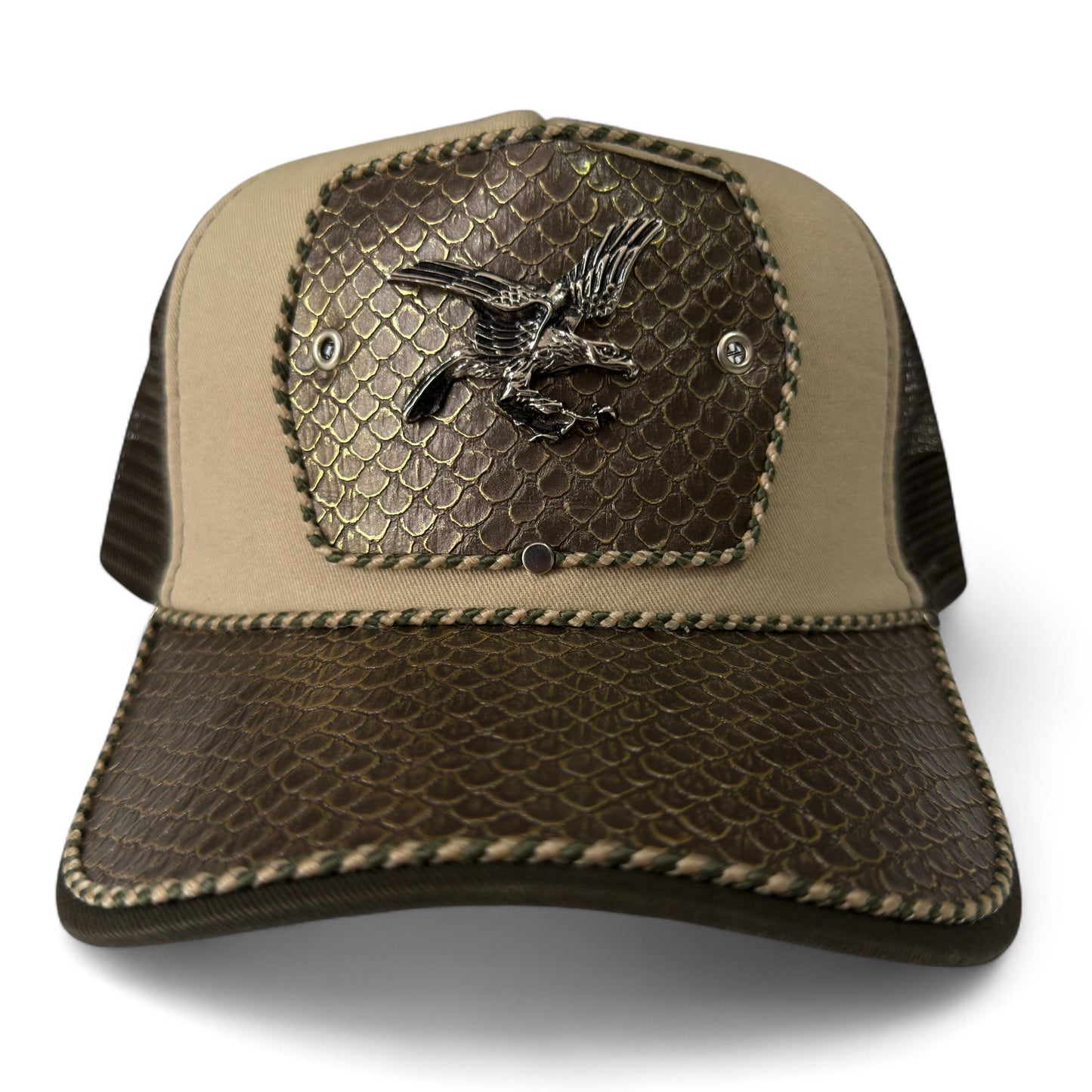 Gorra Trucker Artesanal Beige | Cuero Sintético y Herrajes | Hecha en México